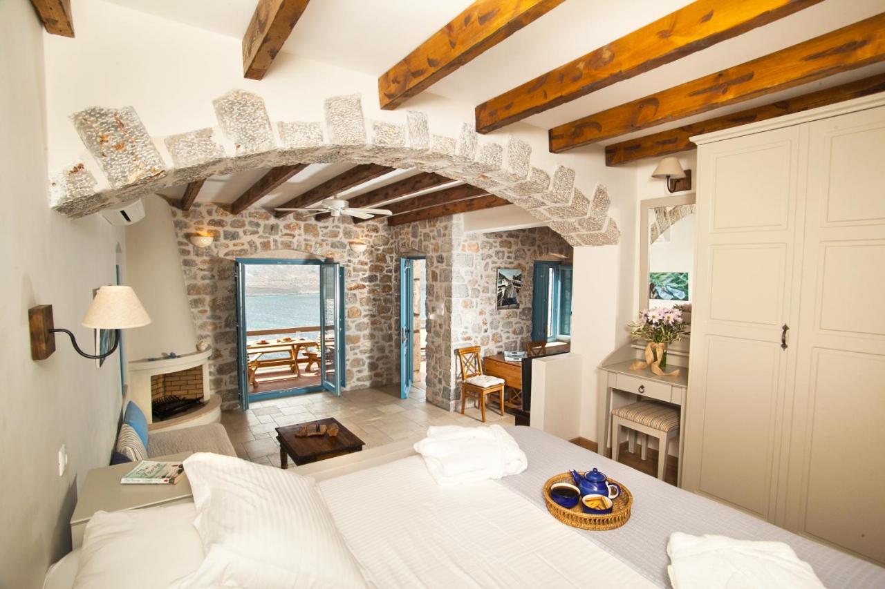Petra Boutique Homes Arginonda Экстерьер фото