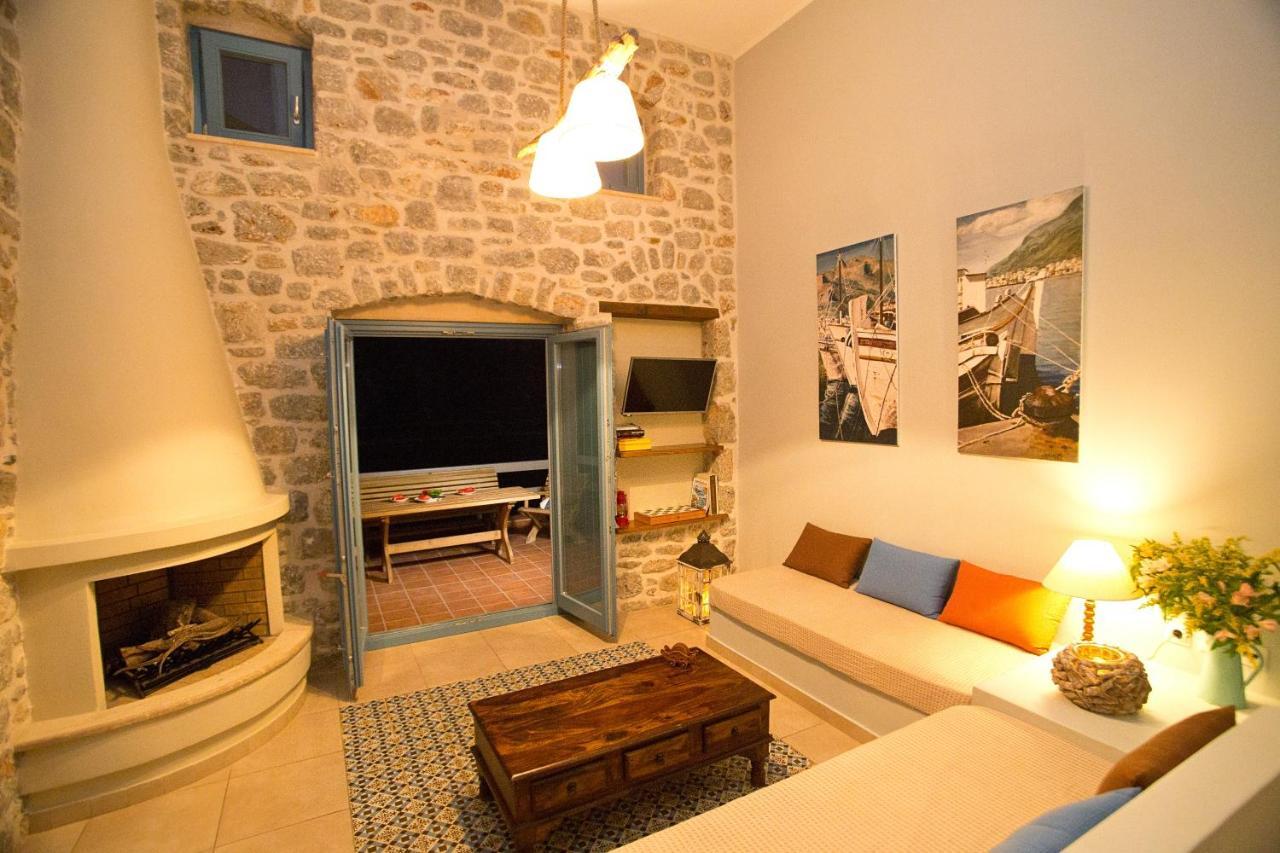 Petra Boutique Homes Arginonda Экстерьер фото