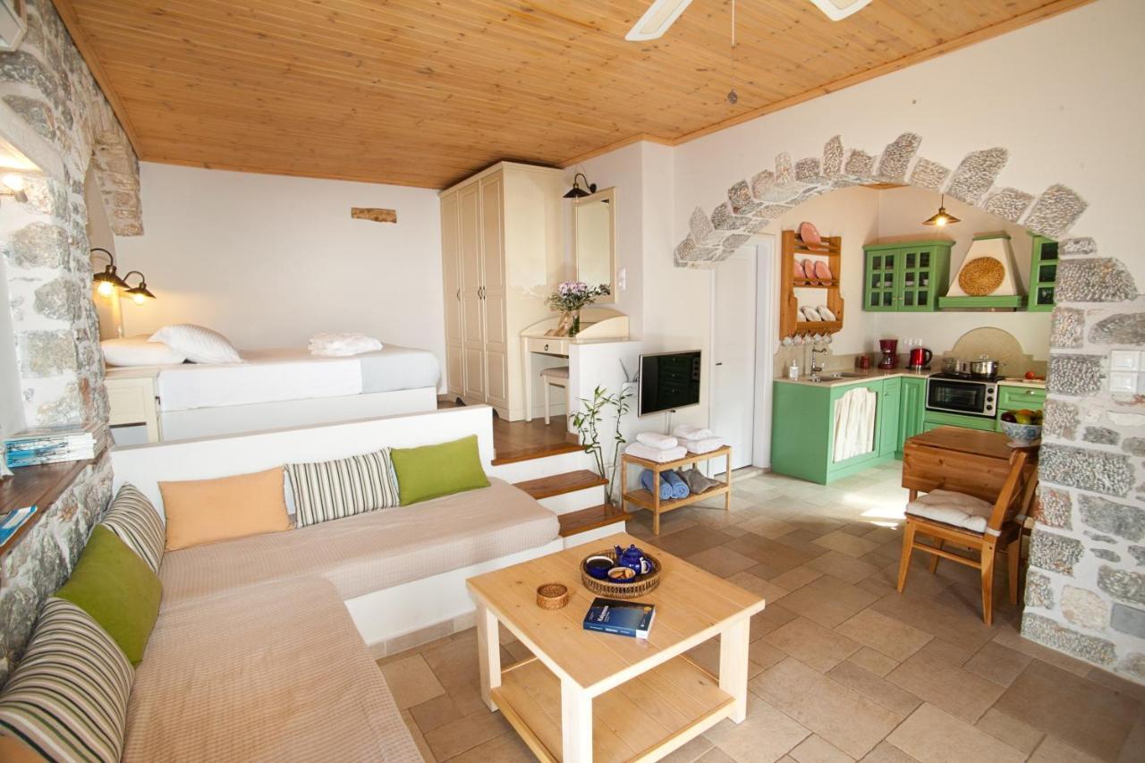 Petra Boutique Homes Arginonda Экстерьер фото